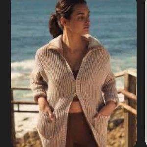 Varley long sweater nwt